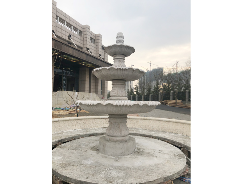 花钵喷泉